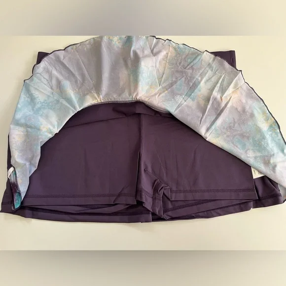 SOFIBELLA | NWT UPF 50 Asymmetrical Print Accent Skort - Picture 6 of 8